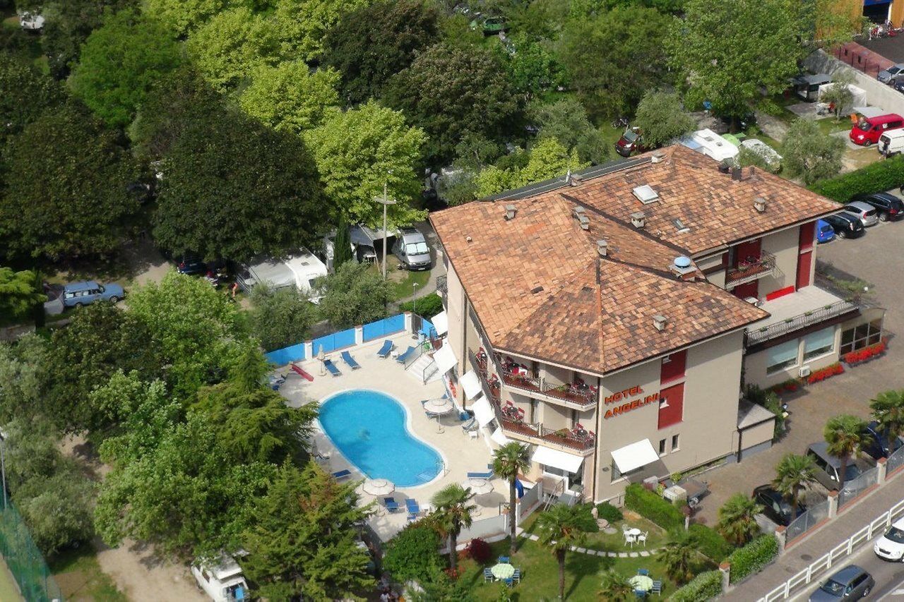 Hotel Angelini Torbole Sul Garda Exterior photo